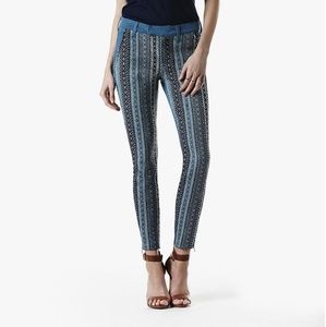 Never worn! 7 for all mankind jeans!